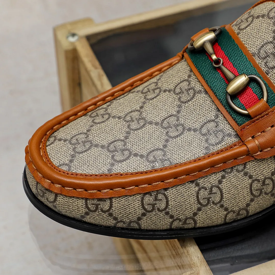 Men's men's shoes 💰420 🆘【GUCCI】Gucci ·🐂里· Hot-selling pea shoes top brand luxury, top quality, the latest fashion pea shoes. The upper is made of original first-layer cowhide. (Full first-layer water-dyed 🐂 leather·inner). The original stylish and stylish soft rubber wear-resistant and non-slip outsole is light and comfortable on the foot, available in 3 colors! Matching code: 38 / 45